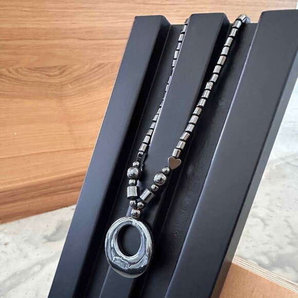 Necklace - Picture 1 of 3